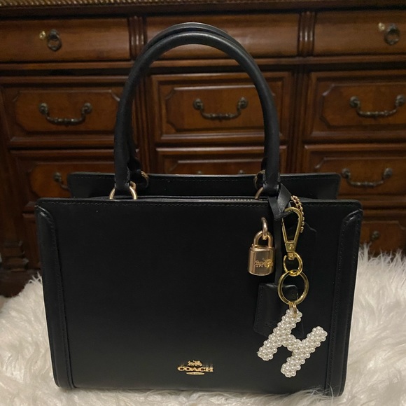 New Pearl Key Ring/Charm with Clasp - Picture 5 of 5